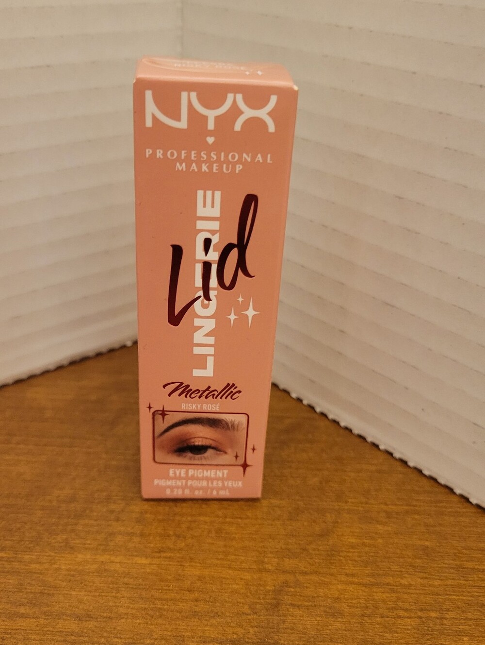 NYX Lingerie Eye Pigment - Risky Rose Metallic, NEW